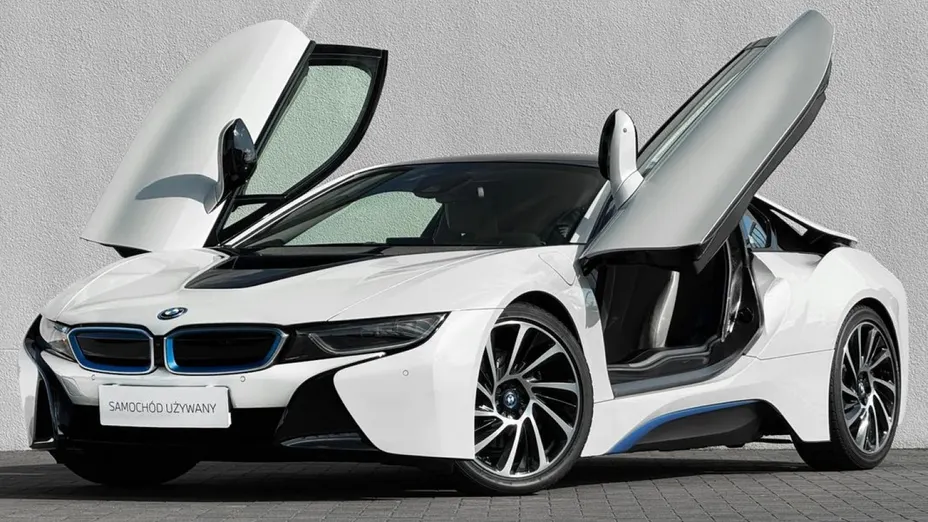 BMW i8 -