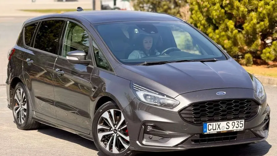 FORD S-MAX -
