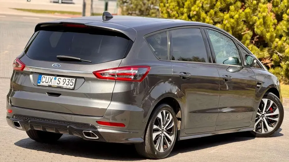 FORD S-MAX -