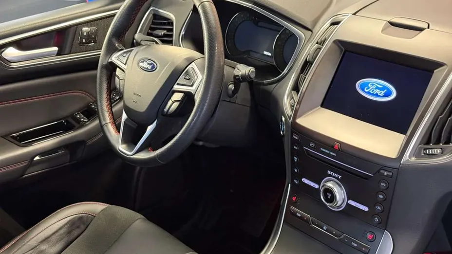 FORD S-MAX -