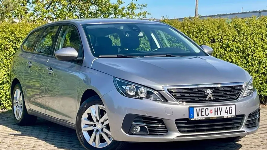 PEUGEOT 308 -
