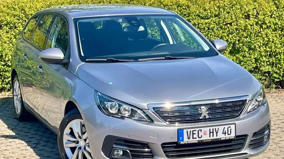 PEUGEOT 308 -