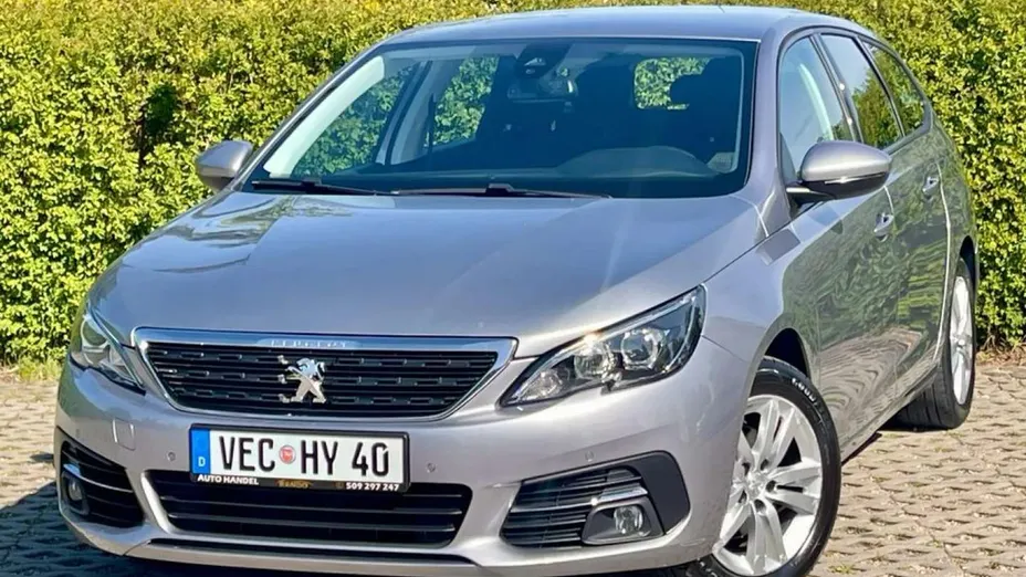 PEUGEOT 308 -
