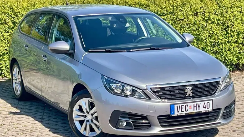 PEUGEOT 308 -