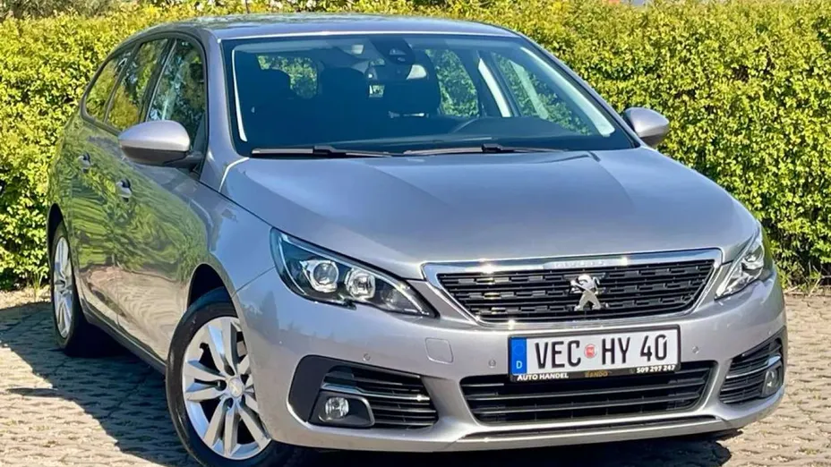 PEUGEOT 308 -