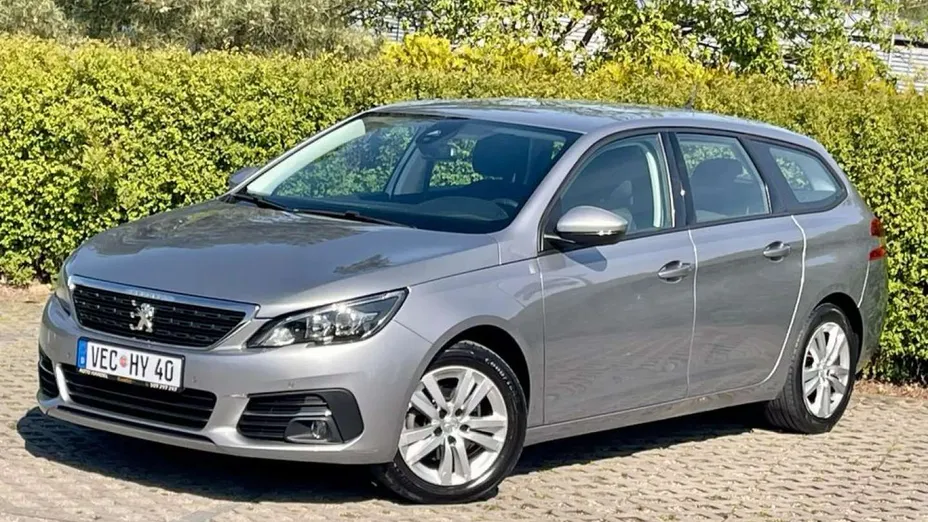 PEUGEOT 308 -