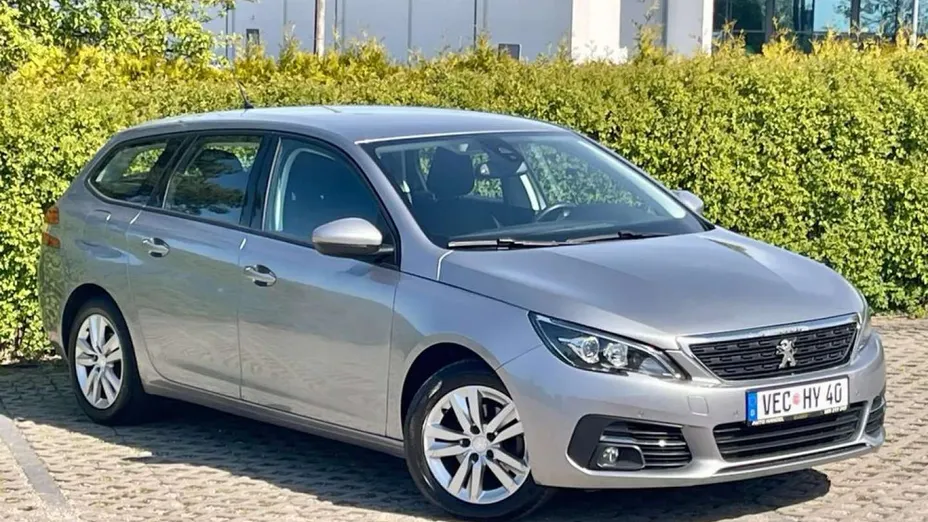 PEUGEOT 308 -