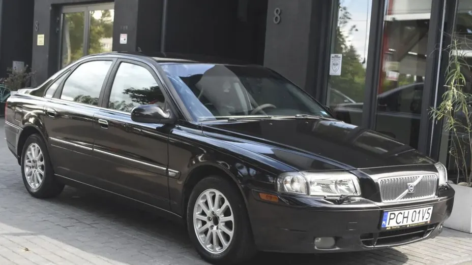 VOLVO S80 -