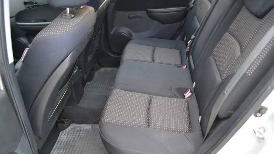 HYUNDAI i30 -