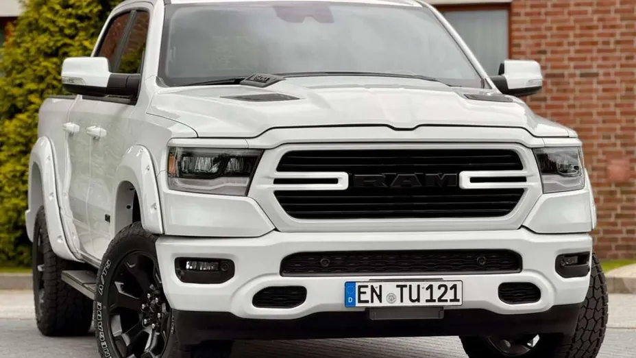 RAM 1500 -