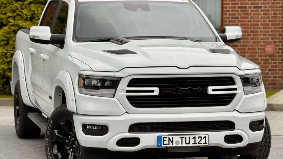 RAM 1500 -