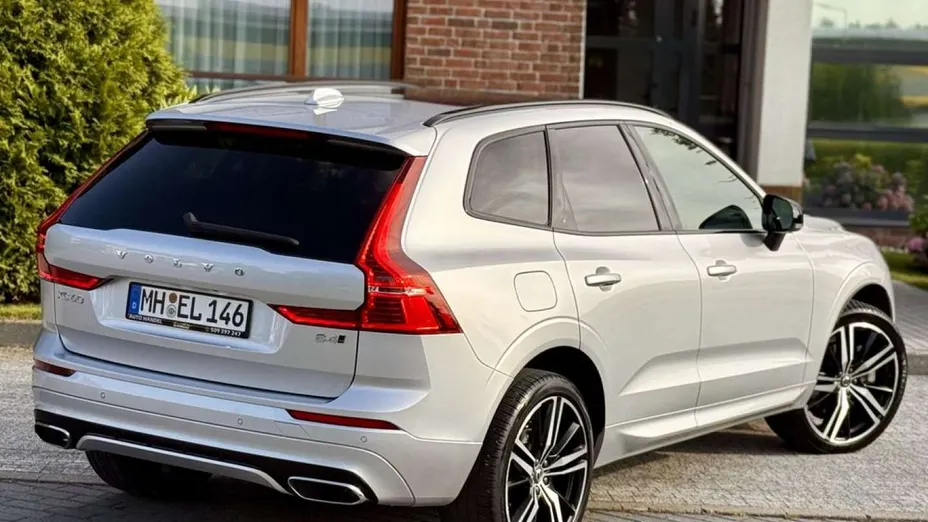 VOLVO XC60 -