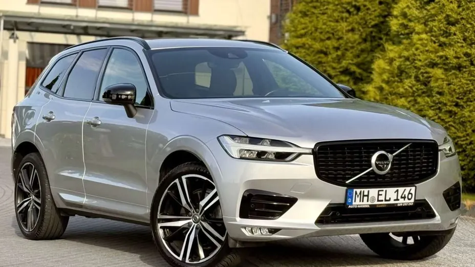 VOLVO XC60 -