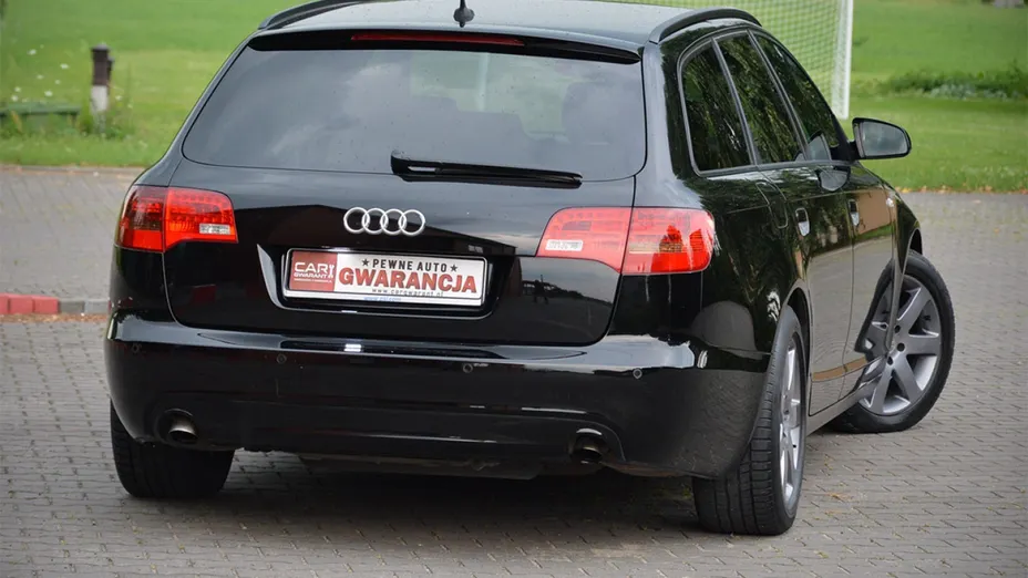 AUDI A6 -