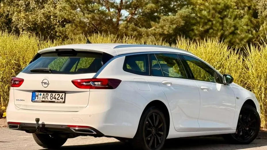 OPEL Insignia -