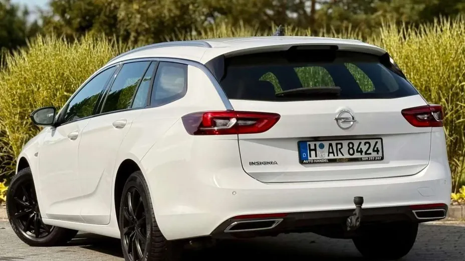 OPEL Insignia -