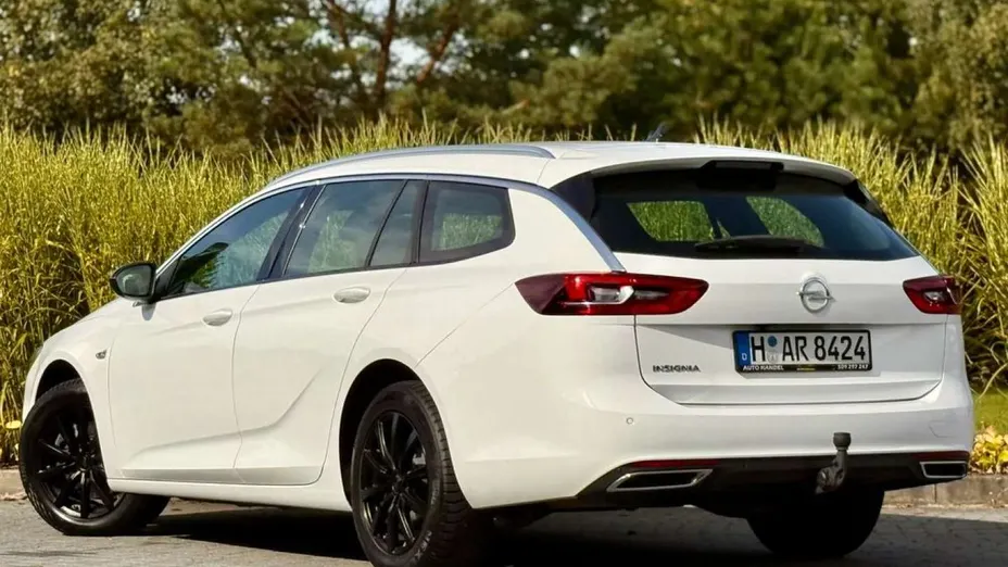 OPEL Insignia -