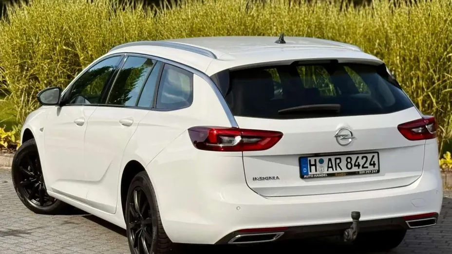 OPEL Insignia -