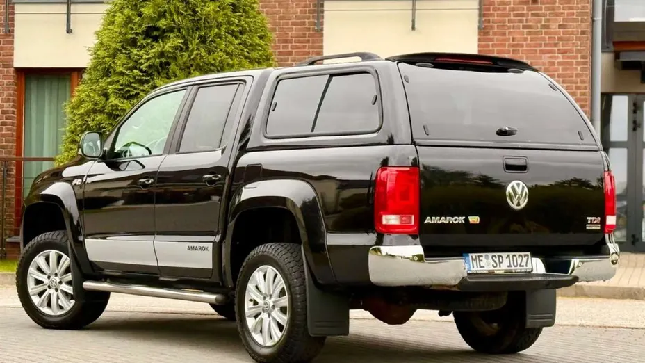 VOLKSWAGEN Amarok -