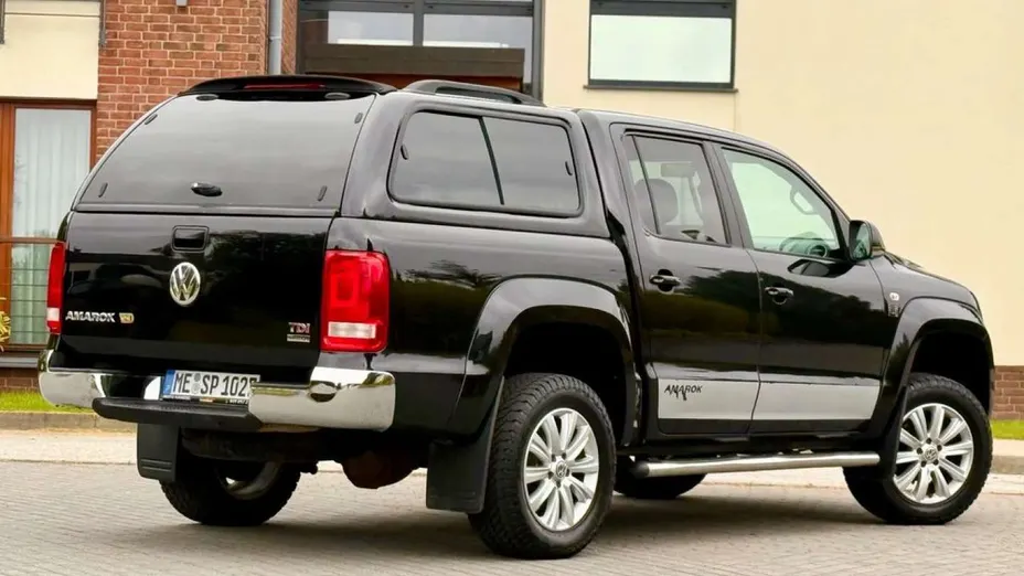 VOLKSWAGEN Amarok -