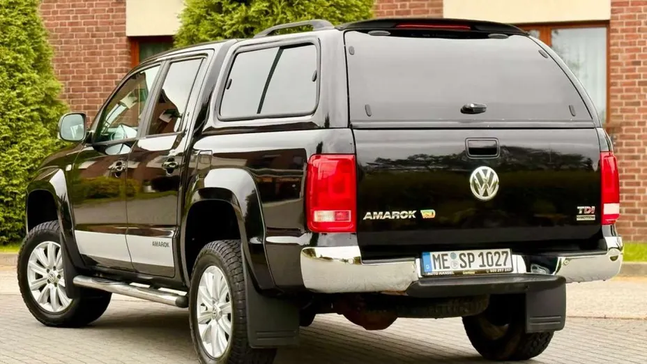 VOLKSWAGEN Amarok -