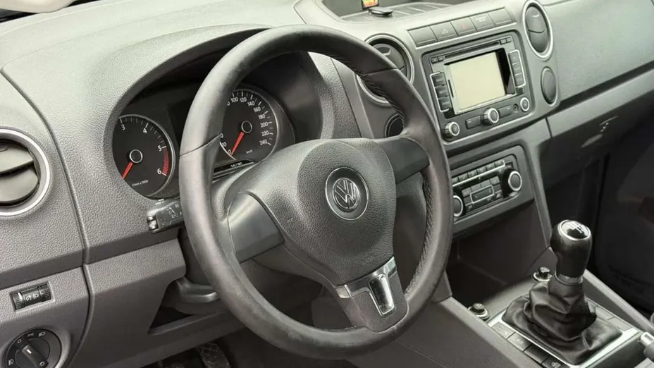 VOLKSWAGEN Amarok -