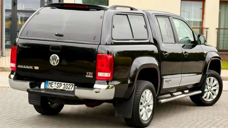 VOLKSWAGEN Amarok -