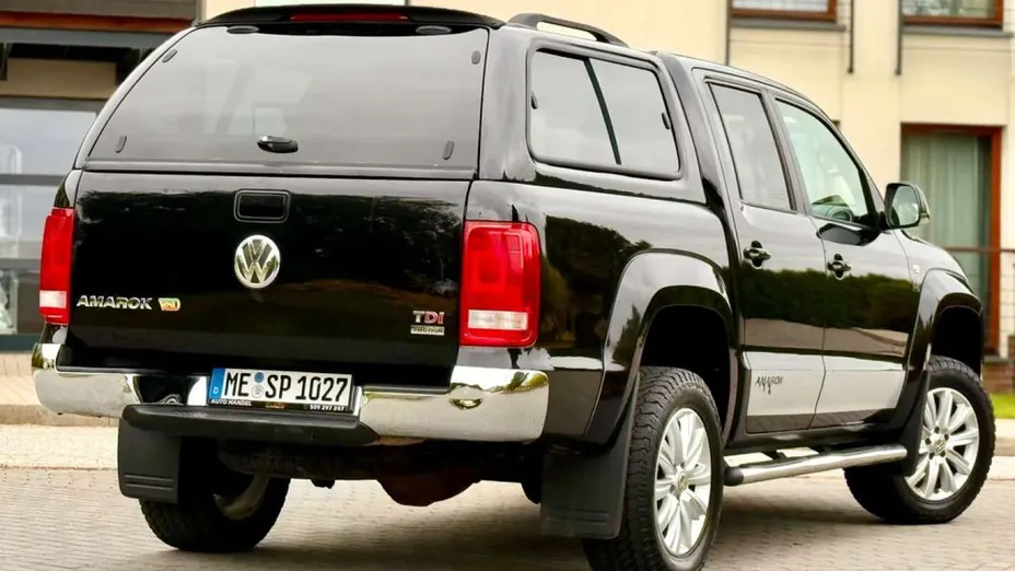 VOLKSWAGEN Amarok -