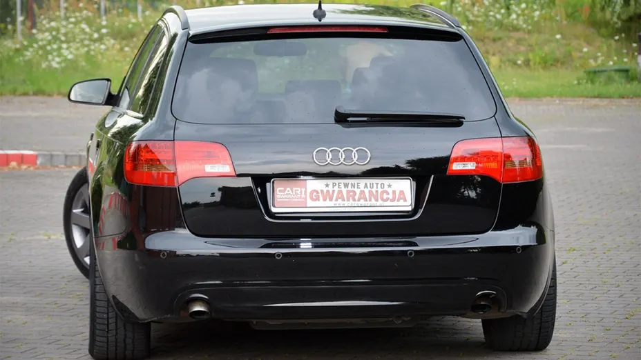 AUDI A6 -