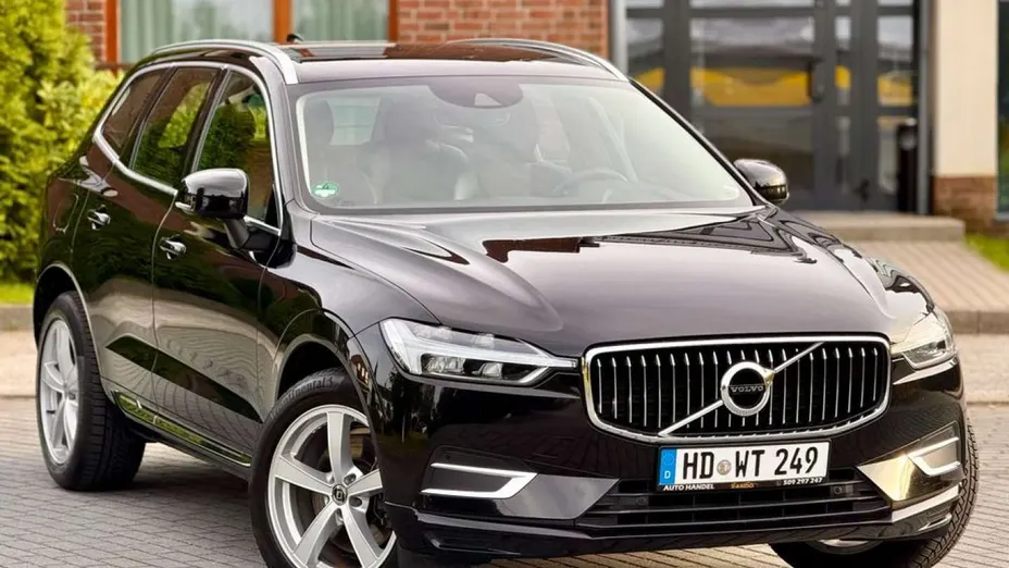 VOLVO XC60 -