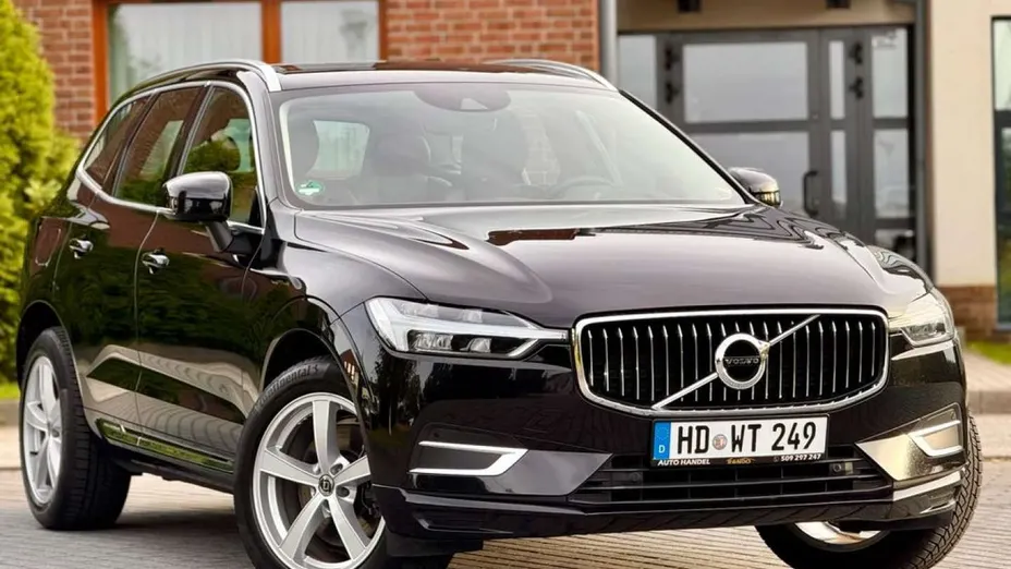 VOLVO XC60 -