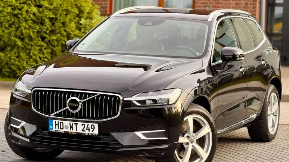 VOLVO XC60 -