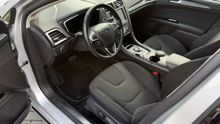 FORD Mondeo -
