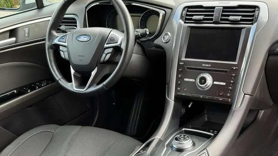 FORD Mondeo -