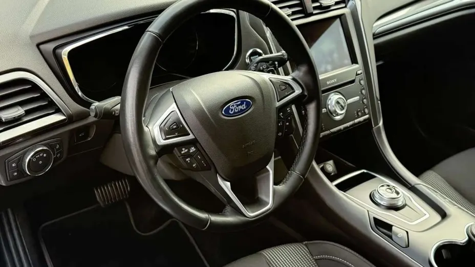 FORD Mondeo -