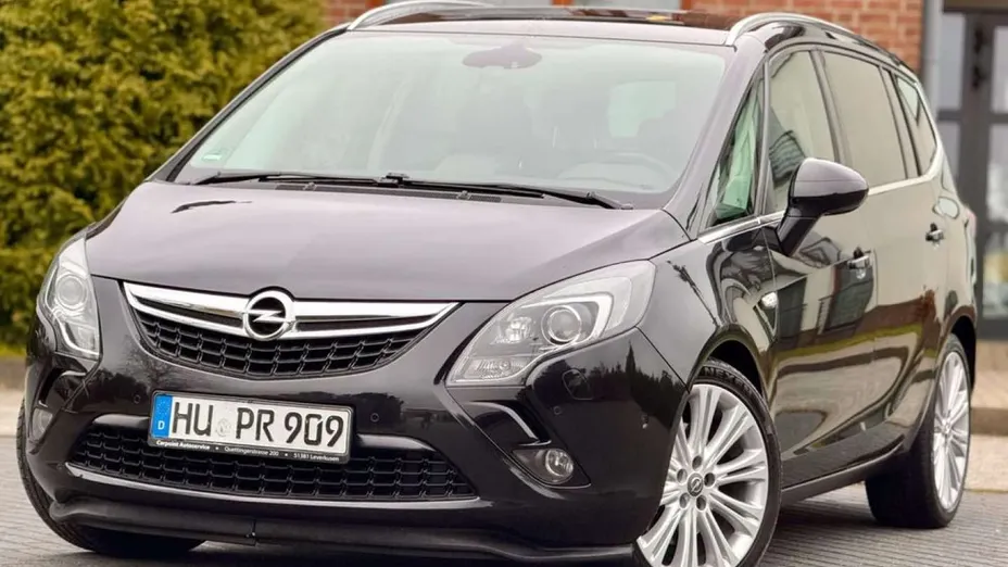 OPEL Zafira -