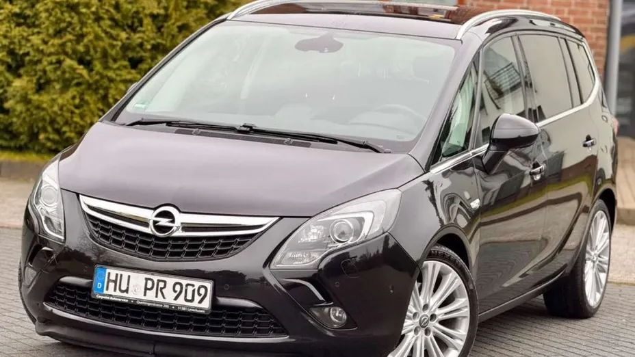 OPEL Zafira -