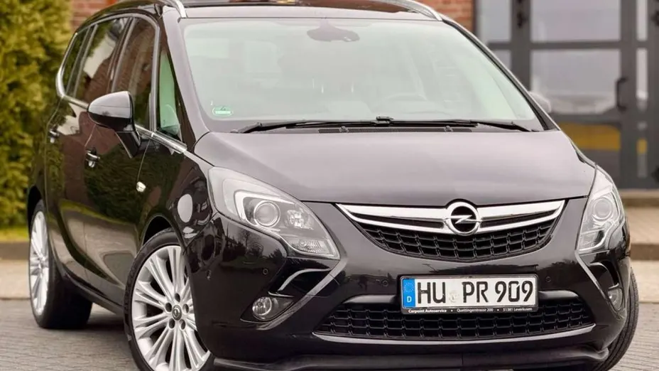 OPEL Zafira -