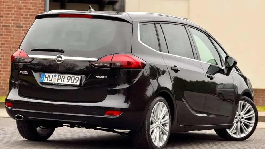 OPEL Zafira -