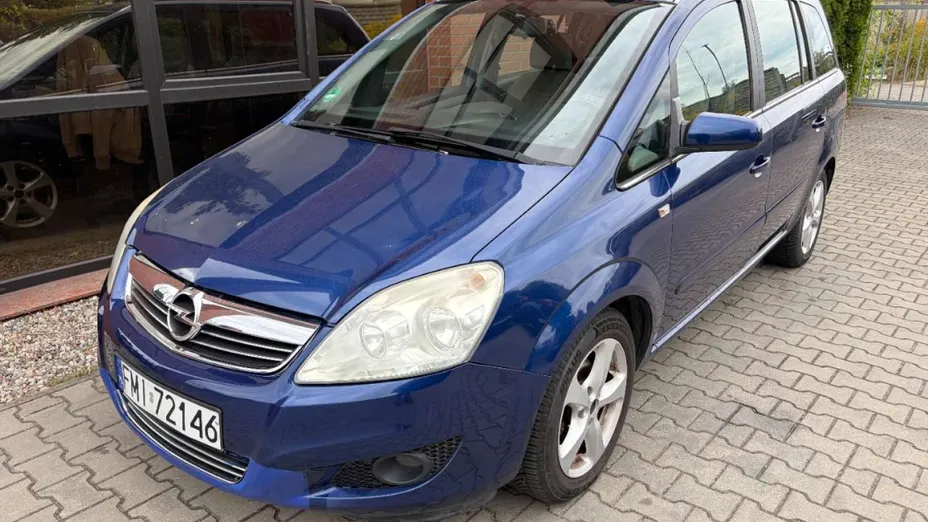 OPEL Zafira -