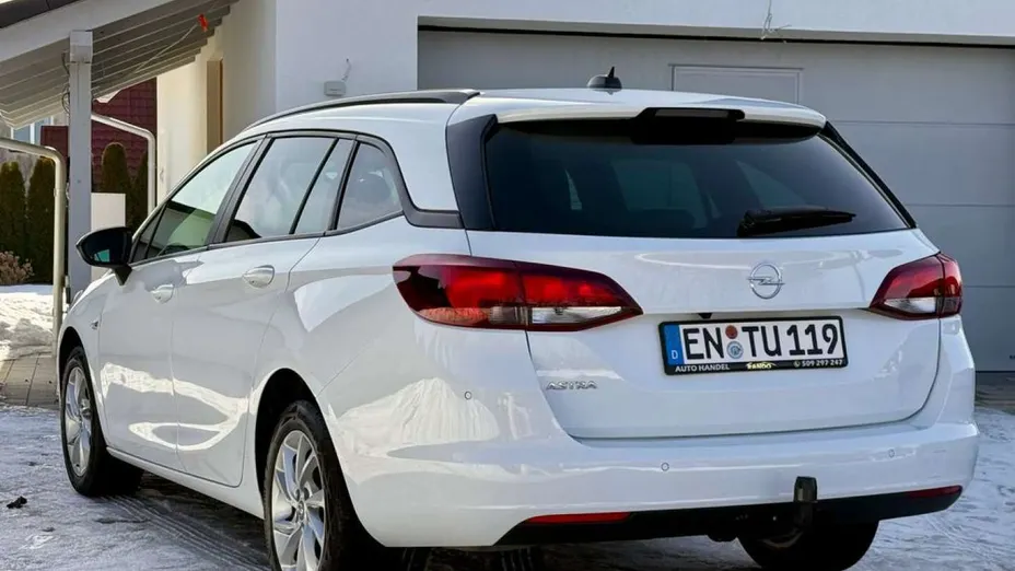 OPEL Astra -