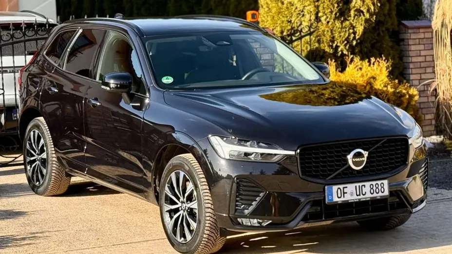 VOLVO XC60 -