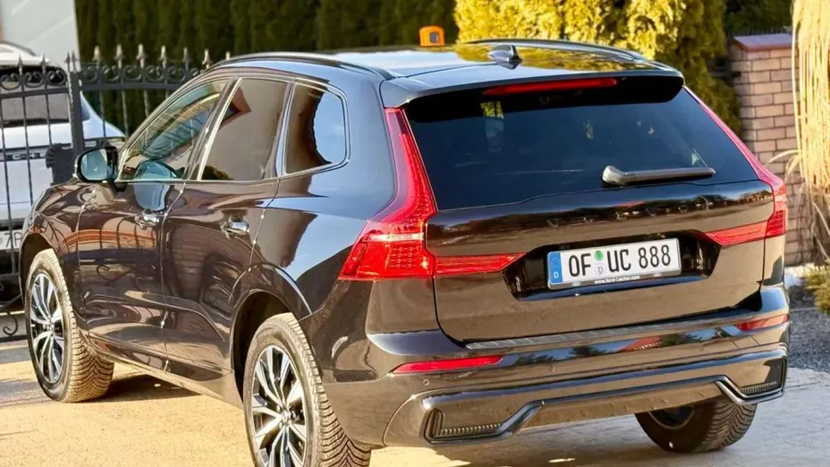 VOLVO XC60 -