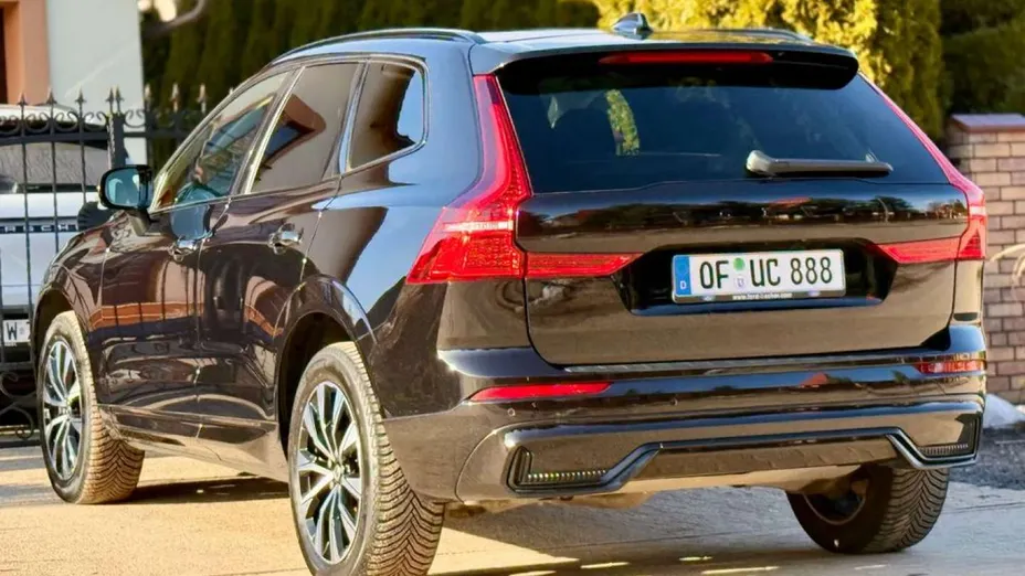 VOLVO XC60 -