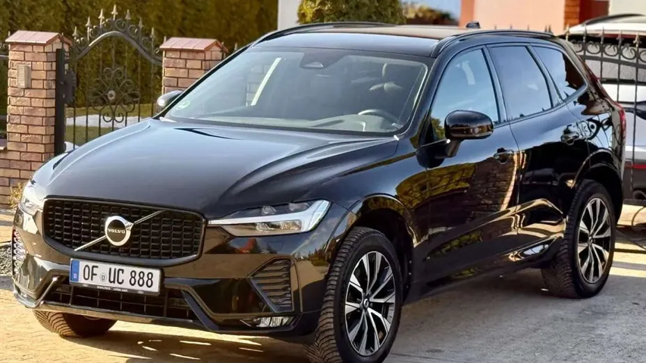 VOLVO XC60 -