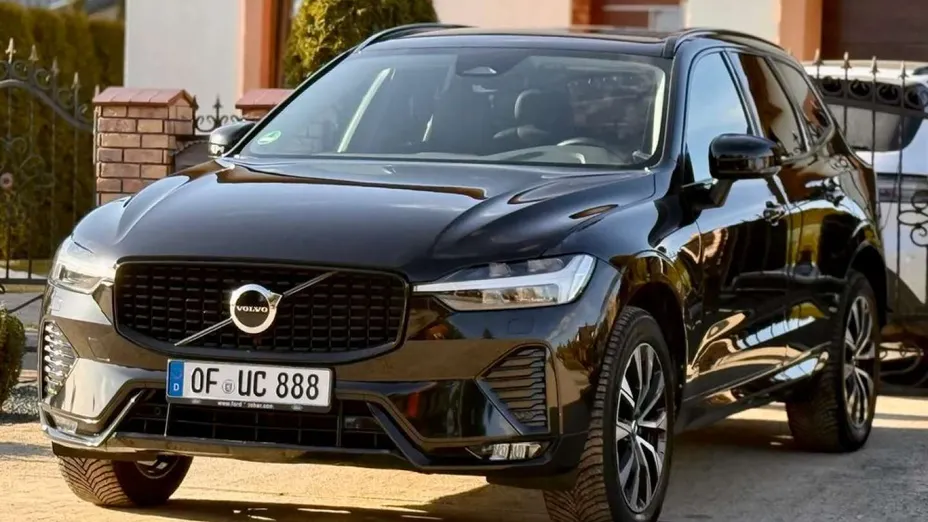 VOLVO XC60 -