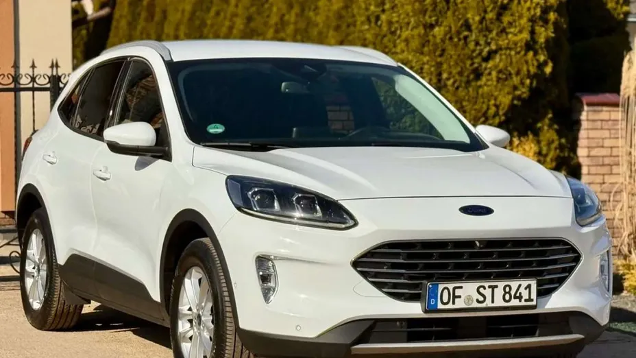 FORD Kuga -