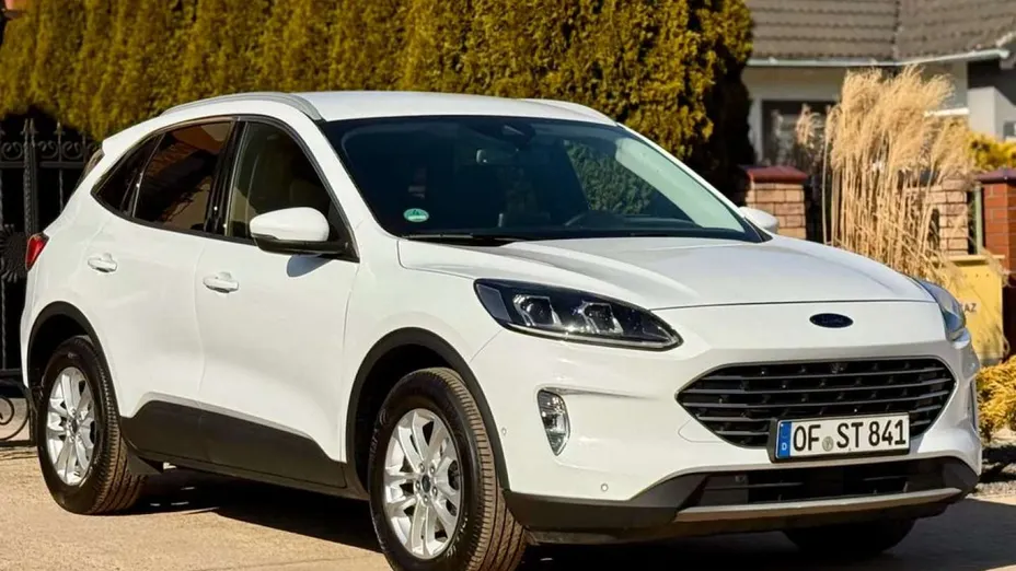 FORD Kuga -