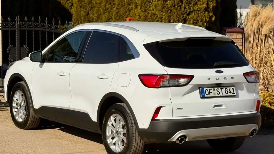 FORD Kuga -