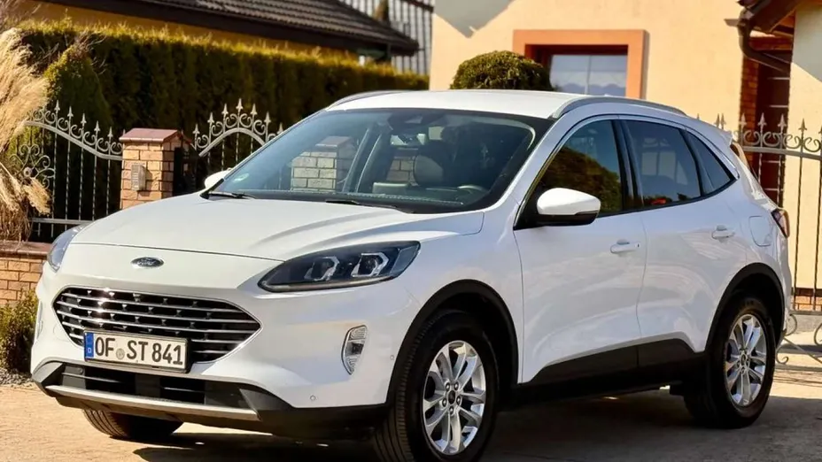 FORD Kuga -